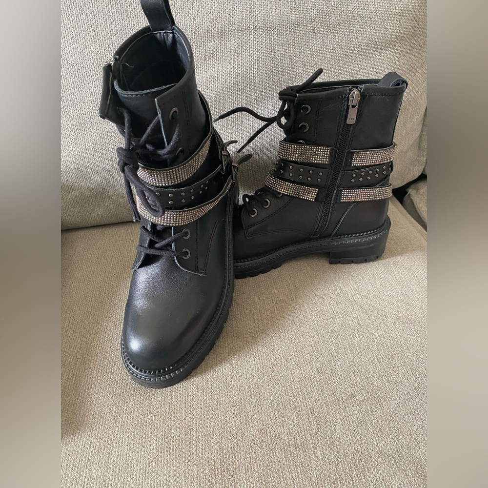 STEVE MADDEN
Captann Boot